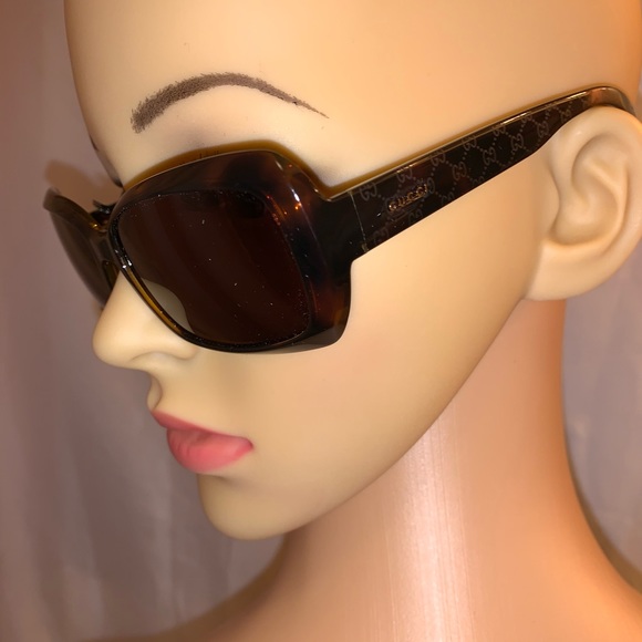 GUCCI tortoiseshell GUCCISSIMA sunglasses w/case main image 12